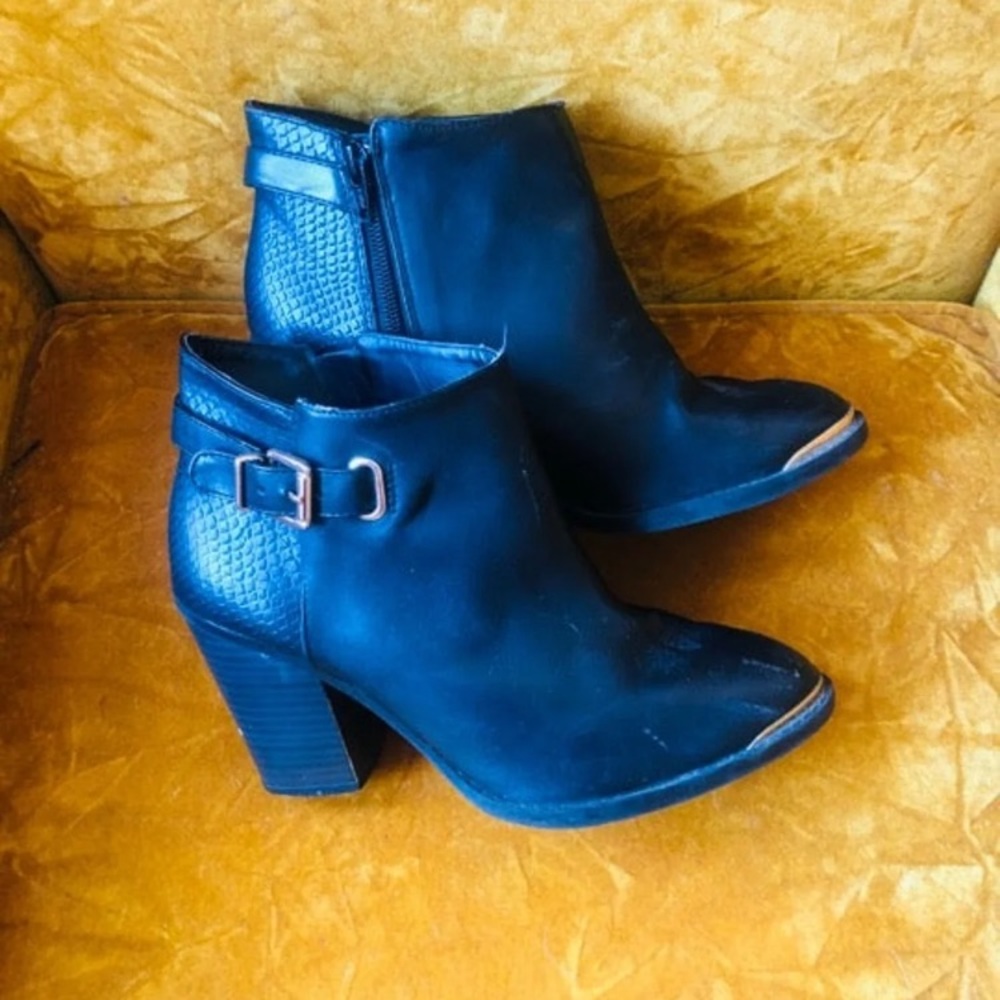 Stacked Snakeskin Ankle Boot Heels (Black)